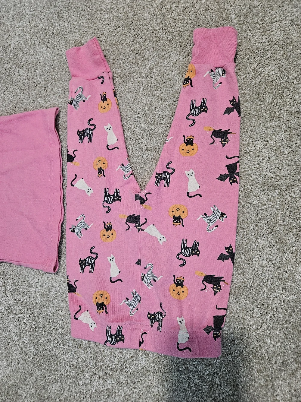 Old Navy, Bundle Of 2 Matching Halloween Pajamas - 2 Pants 2 Shirts 100% Cotton